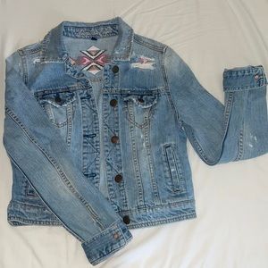 American Eagle Embroidered Distressed Medium Wash Women’s Jean Jacket
